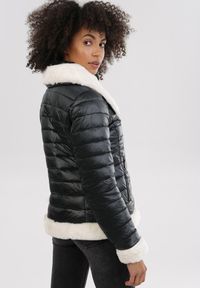 Born2be - Szara Kurtka Jennivien. Typ kołnierza: kołnierzyk stójkowy. Kolor: szary. Materiał: tkanina, futro. Długość: krótkie. Wzór: aplikacja #2