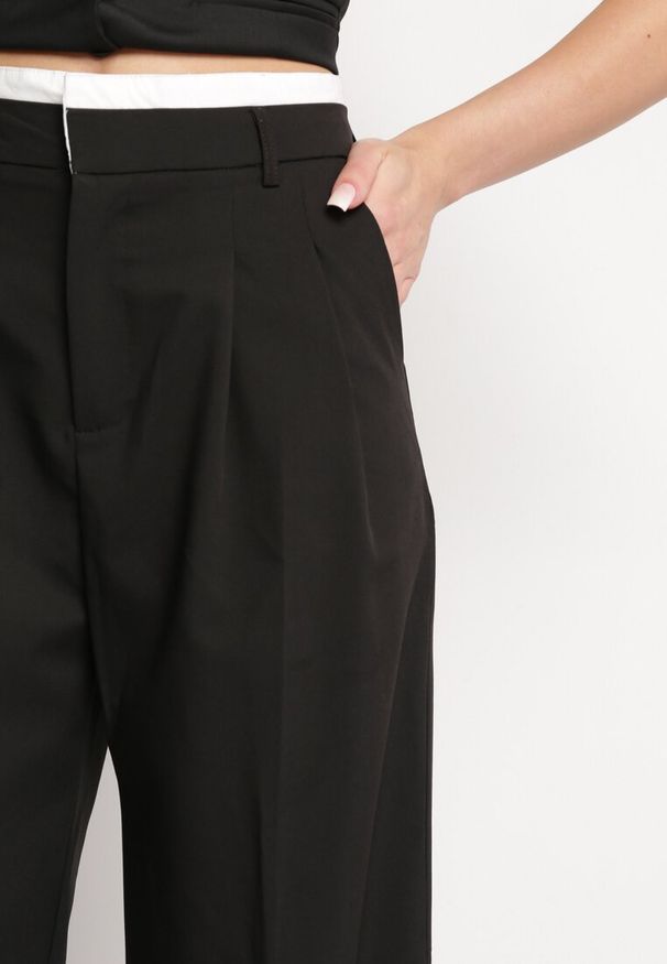 Born2be - Czarne Szerokie Spodnie w Kant z Wysoką Talią Balalis. Okazja: na co dzień. Stan: podwyższony. Kolor: czarny. Materiał: wiskoza. Styl: klasyczny, casual, elegancki