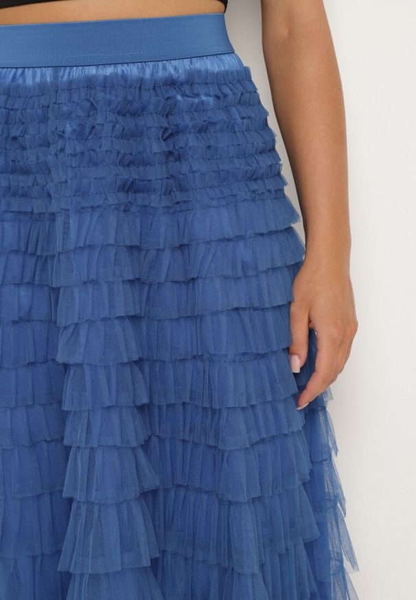 Born2be - Granatowa Spódnica Rozkloszowana z Siateczką i Ozdobnymi Falbankami Ilola. Okazja: na co dzień. Kolor: niebieski. Styl: casual, elegancki