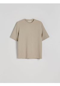 Reserved - T-shirt boxy z bawełną - beżowy. Kolor: beżowy. Materiał: bawełna