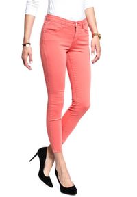 Wrangler - SPODNIE WRANGLER DAMSKIE SKINNY CROP CORAL W28MHL12B. Materiał: materiał #8