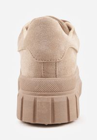 Born2be - Ciemnobeżowe Sneakersy Vices na Grubej Tłoczonej Podeszwie z Perforacją Lealita. Okazja: na co dzień. Kolor: beżowy. Materiał: jeans. Szerokość cholewki: normalna #8