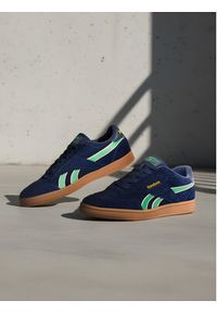 Reebok Sneakersy CEO-FORTE LOUNGER AR30252M-DCG Granatowy. Kolor: niebieski. Materiał: skóra, zamsz