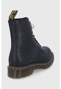 Dr. Martens Workery skórzane 1460 Pascal Hardware damskie kolor czarny na płaskim obcasie. Zapięcie: sznurówki. Kolor: czarny. Materiał: skóra. Obcas: na obcasie. Wysokość obcasa: niski #5