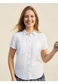 Sinsay - Wiskozowa koszula z krótkim rękawem - biały. Kolor: biały. Materiał: wiskoza. Długość rękawa: krótki rękaw. Długość: krótkie #1