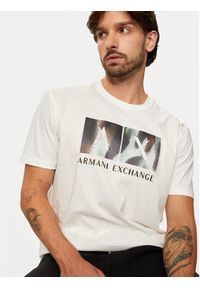 Armani Exchange T-Shirt 6DZTHF ZJH4Z 1116 Biały Regular Fit. Kolor: biały. Materiał: bawełna