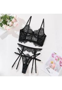 Intica - Koronkowy komplet bielizny z regulowanymi paskami na romantyczne wieczory Yulya. Kolor: czarny. Materiał: koronka. Wzór: paski, koronka #1