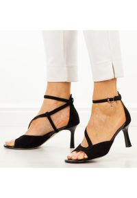 Czarne zamsz skórzane Polskie sandały damskie Prestige 2313/ki. Zapięcie: pasek. Kolor: czarny. Materiał: skóra, zamsz. Sezon: wiosna, lato. Obcas: na szpilce. Styl: elegancki, klasyczny, wizytowy #1