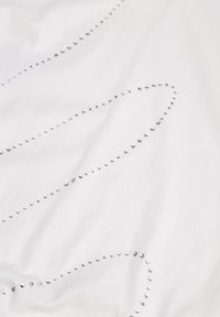 Born2be - Biały Bawełniany T-shirt Ozdobiony Cyrkoniami Monomene. Okazja: na co dzień. Kolor: biały. Materiał: bawełna. Wzór: aplikacja. Styl: elegancki, casual #4