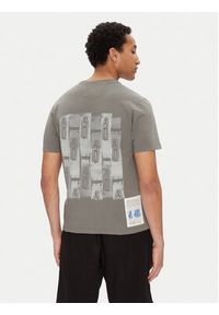 C.P. Company T-Shirt 18CMTS310A005431G Szary Regular Fit. Kolor: szary. Materiał: bawełna #3