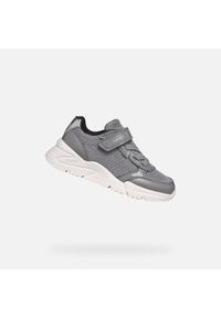 Geox - Buty GEOX J LOFTUS Szary. Okazja: na co dzień. Kolor: szary. Materiał: syntetyk, tkanina