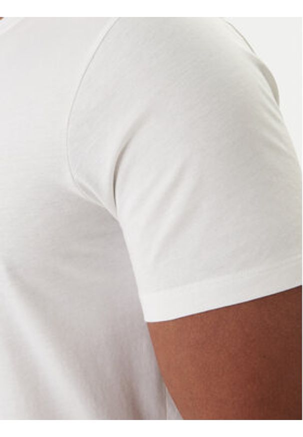 Armani Exchange T-Shirt XM002788 AF10356 U0009 Biały Regular Fit. Kolor: biały. Materiał: bawełna