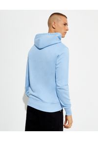 Versace Jeans Couture - VERSACE JEANS COUTURE - Bawełniana niebieska bluza z kapturem. Typ kołnierza: kaptur. Kolor: niebieski. Materiał: bawełna. Długość rękawa: długi rękaw. Długość: długie. Wzór: nadruk #5