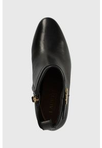 Lauren Ralph Lauren botki skórzane Maisey damskie kolor czarny na słupku 802916352001. Nosek buta: okrągły. Kolor: czarny. Materiał: skóra. Obcas: na słupku. Wysokość obcasa: średni #4