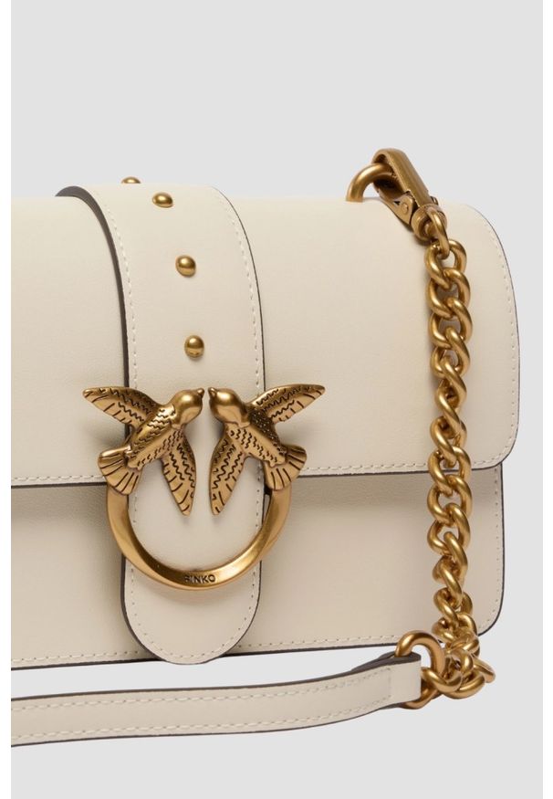 Pinko - PINKO Biała kopertówka Love One Mini St. Cl Vitello Seta. Kolor: biały. Wzór: aplikacja. Materiał: skórzane. Styl: wizytowy, elegancki