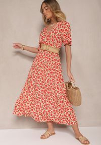 Renee - Jasnobeżowa Sukienka Rozkloszowana o Kopertowym Kroju w Kwiatowy Print Borriz. Okazja: na co dzień. Kolor: beżowy. Materiał: materiał. Wzór: kwiaty, nadruk. Sezon: lato, wiosna. Typ sukienki: kopertowe. Styl: casual, elegancki #5