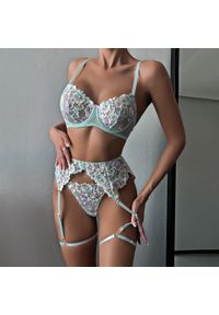 Intica - Komplet bielizny z haftem na co dzień i na specjalne okazje Chiyoe. Kolor: niebieski. Materiał: materiał. Wzór: haft #4