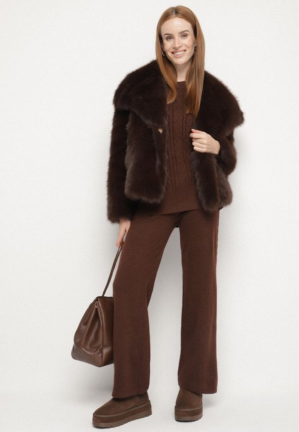 Born2be - Brązowy Komplet Dzianinowy z Bawełną i Wełną Spodnie i Warkoczowy Sweter Errela. Kolor: brązowy. Materiał: dzianina, bawełna, wełna