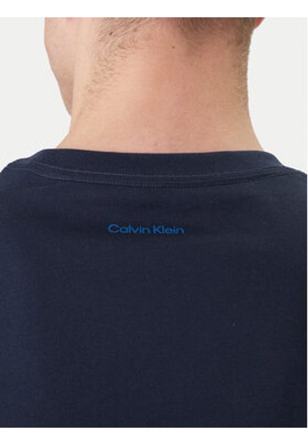 Calvin Klein T-Shirt Emblem Graphic LV14RF817G Granatowy Regular Fit. Kolor: niebieski. Materiał: bawełna