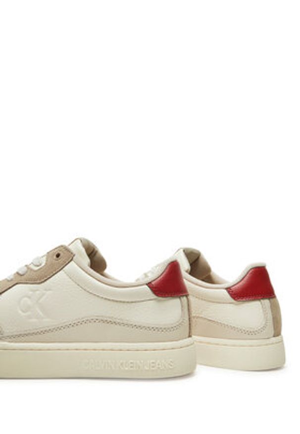 Calvin Klein Jeans Sneakersy Classic Cupsole Mg Wmm YM0YM01153 Biały. Kolor: biały. Materiał: skóra