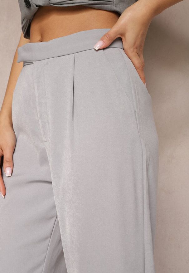 Renee - Szare Szerokie Spodnie z Zapięciem na Haczyk Brutris. Okazja: na co dzień. Stan: podwyższony. Kolor: szary. Styl: casual, elegancki