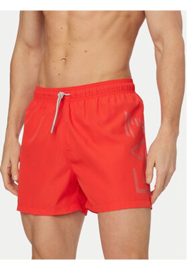 EA7 Emporio Armani Szorty kąpielowe 7M002001 AF14497 M5096 Czerwony Regular Fit. Kolor: czerwony. Materiał: syntetyk