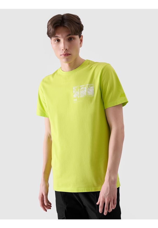 4f - 4F T-shirt regular z nadrukiem męski - zielony S. Okazja: na co dzień. Kolor: zielony. Materiał: dzianina, bawełna, jersey. Długość rękawa: krótki rękaw. Długość: krótkie. Wzór: nadruk. Styl: klasyczny, sportowy, casual