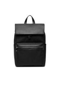 Calvin Klein Plecak Contrast Flap Backpack LV04D3030G Czarny. Kolor: czarny. Materiał: skóra