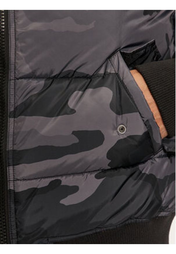 Alpha Industries Kurtka bomber 138116C Czarny Regular Fit. Kolor: czarny. Materiał: syntetyk