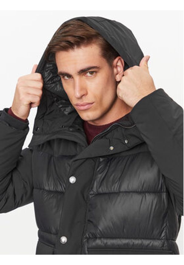 JOOP! Kurtka zimowa 30039196 Czarny Regular Fit. Kolor: czarny. Materiał: syntetyk. Sezon: zima