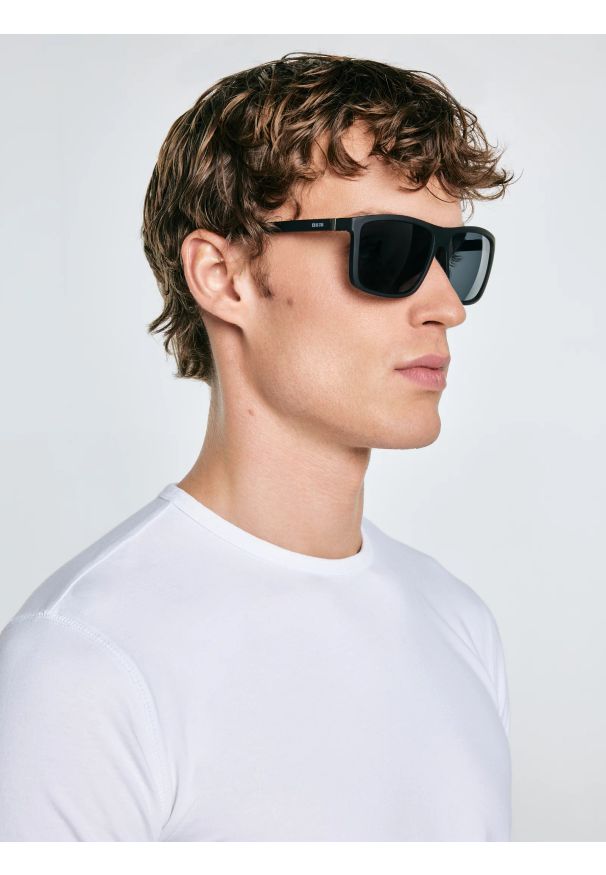 Big-Star - Okulary przeciwsłoneczne męskie czarne Helios 906. Kolor: czarny. Materiał: materiał