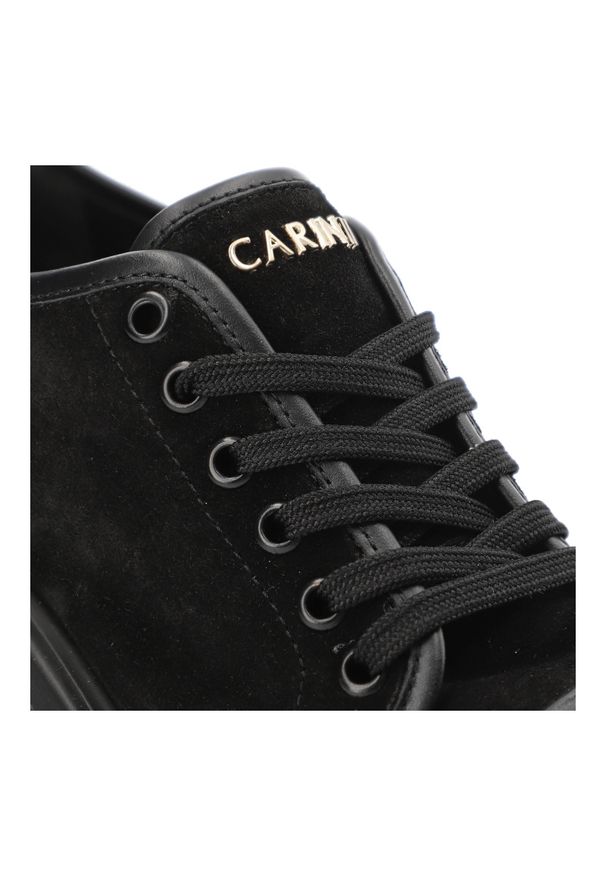 Czarne Sneakersy Carinii Eleganckie Obuwie Damskie Na Obcasie. Okazja: na co dzień. Kolor: czarny. Materiał: zamsz. Obcas: na obcasie. Styl: elegancki. Wysokość obcasa: średni