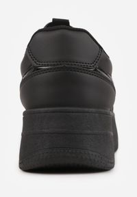 Renee - Czarne Casualowe Sneakersy Vices na Niskiej Platformie Torila. Okazja: na co dzień. Zapięcie: sznurówki. Kolor: czarny. Wzór: aplikacja. Obcas: na platformie. Sport: bieganie #6