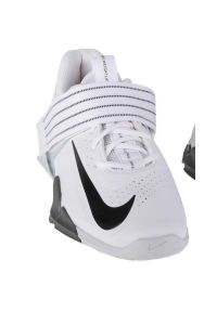 Buty Nike Savaleos M CV5708-100 białe. Okazja: na co dzień. Kolor: biały. Materiał: materiał, syntetyk, guma. Szerokość cholewki: normalna. Sport: fitness