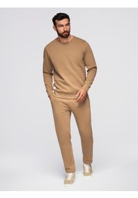 Ombre Clothing - Komplet dresowy męski set bluza z okrągłym dekoltem + spodnie regular fit - camel V2 - Rozmiar: XXL. Okazja: na co dzień, na spacer. Typ kołnierza: polo. Materiał: dresówka. Wzór: aplikacja. Styl: casual, klasyczny, sportowy #1