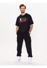 New Era T-Shirt NBA Logo Script 60332208 Czarny Oversize. Kolor: czarny. Materiał: syntetyk