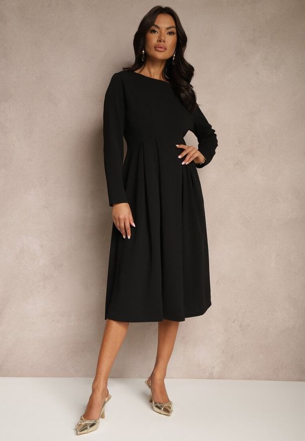 Renee - Czarna Rozkloszowana Sukienka w Eleganckim Stylu Temilissa. Okazja: na co dzień, na spotkanie biznesowe, na imprezę. Kolor: czarny. Typ sukienki: rozkloszowane. Styl: elegancki