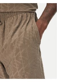 Emporio Armani Szorty sportowe EM000695 AF12362 U6189 Brązowy Regular Fit. Kolor: brązowy. Materiał: syntetyk. Styl: sportowy #3