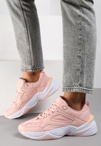 Renee - Różowe Sneakersy Proudcloud. Zapięcie: sznurówki. Kolor: różowy. Materiał: materiał. Szerokość cholewki: normalna. Wzór: nadruk, aplikacja #3