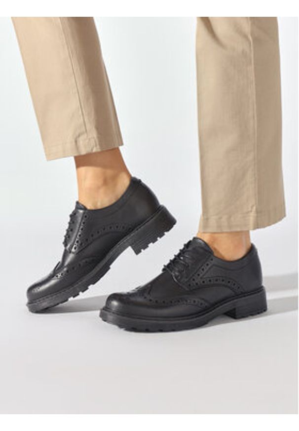 Clarks Oxfordy Orinoco2 Limit 26163621 Czarny. Kolor: czarny. Materiał: skóra