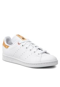 Adidas - adidas Sneakersy Disney Stan Smith W GZ6251 Biały. Kolor: biały. Materiał: skóra. Wzór: motyw z bajki. Model: Adidas Stan Smith #5