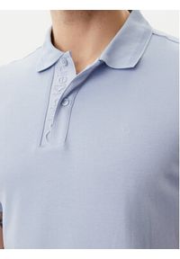 Calvin Klein Polo K10K114135 Błękitny Regular Fit. Typ kołnierza: polo. Kolor: niebieski. Materiał: bawełna #3