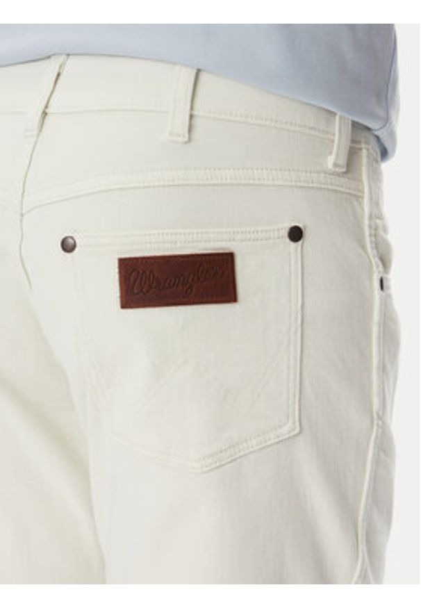 Wrangler Jeansy Greensboro 112362435 Beżowy Straight Fit. Kolor: beżowy