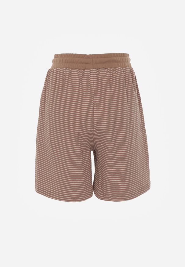 Born2be - Brązowe Bawełniane Szorty Dresowe w Drobne Paseczki Wiązane na Sznurki Loregune. Okazja: do domu, na co dzień. Kolor: brązowy. Materiał: bawełna, dresówka. Długość: krótkie. Wzór: gładki. Styl: elegancki, klasyczny, casual