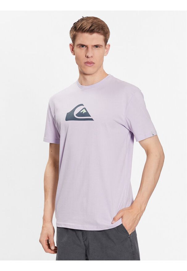 Quiksilver T-Shirt Comp Logo EQYZT06534 Fioletowy Regular Fit. Kolor: fioletowy. Materiał: bawełna
