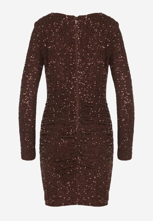 Born2be - Brązowa Dopasowana Sukienka Wieczorowa z Lejącym Dekoltem i Cekinami Siwedea. Okazja: na wesele, na ślub cywilny. Kolor: brązowy. Materiał: poliester. Długość rękawa: długi rękaw. Wzór: aplikacja. Styl: wizytowy
