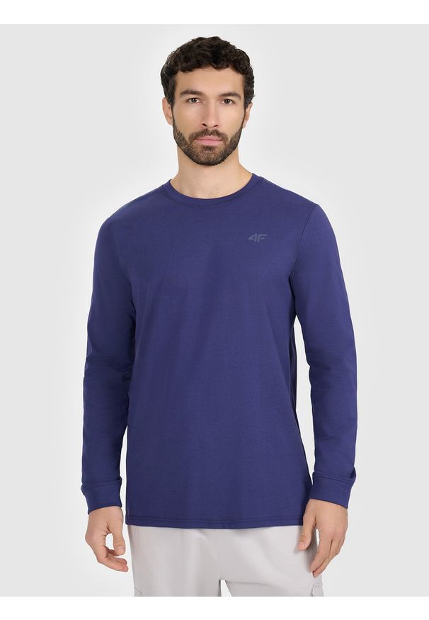 4f - 4F Longsleeve regular gładki męski - granatowy S. Okazja: na co dzień. Kolor: niebieski. Materiał: jersey, dzianina, bawełna. Długość rękawa: długi rękaw. Długość: długie. Wzór: gładki. Styl: casual, sportowy, klasyczny