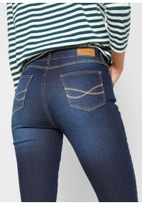 bonprix - Dżinsy Skinny, mid waist ze stretchem, Skinny. Kolor: niebieski #3