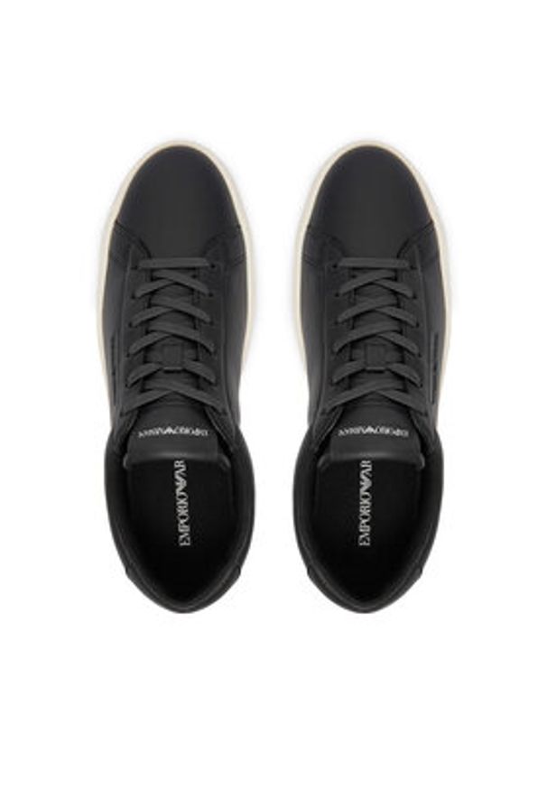 Emporio Armani Sneakersy EM004783 AF20004cz Czarny. Kolor: czarny. Materiał: skóra, syntetyk