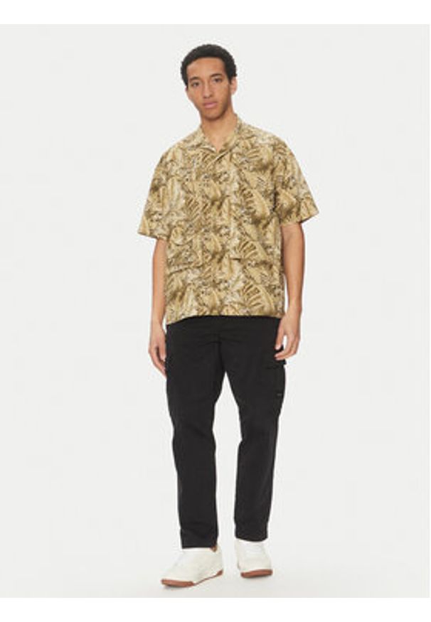 Alpha Industries Koszula Honolulu Safari 156139 Zielony Loose Fit. Kolor: zielony. Materiał: bawełna